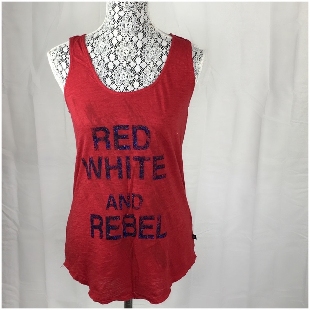 Rock & Republic Red Graphic Front Tank Top